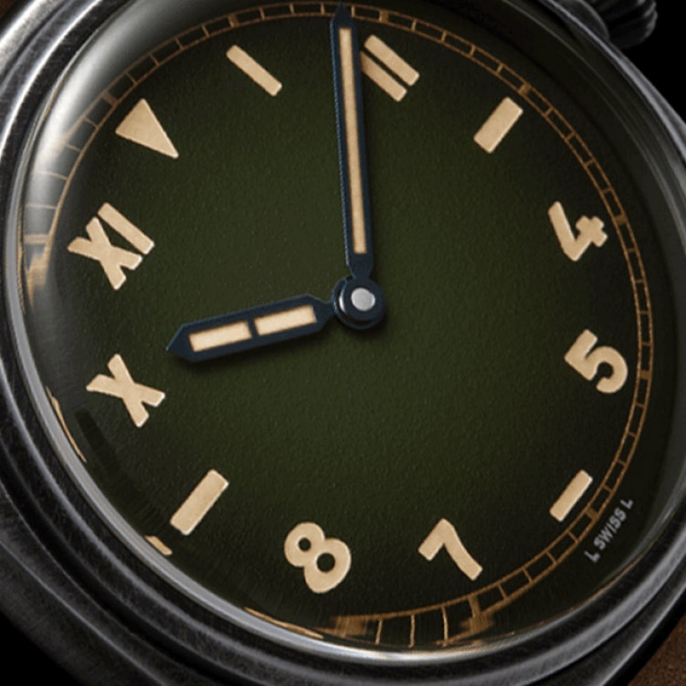 /content/dam/pan-assets/02-collections/02-01-watch-collection/watche-collection-redesign/radiomir/panerai_watch_collection_radiomir_PAM01349_m.jpg