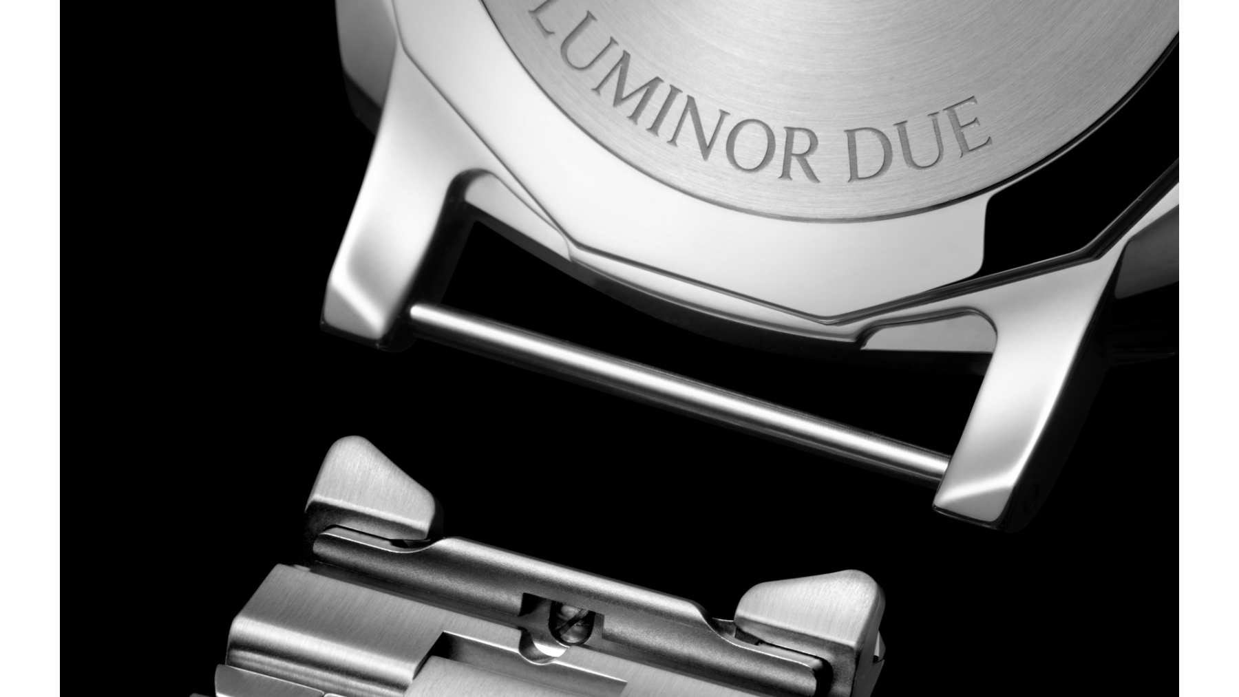 Metal bracelet Panerai quick release detail