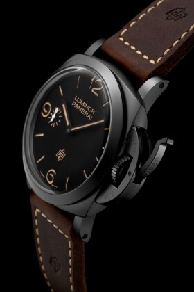 PANERAI Luminor 1950 3 Days Titanio DLC  Detail 