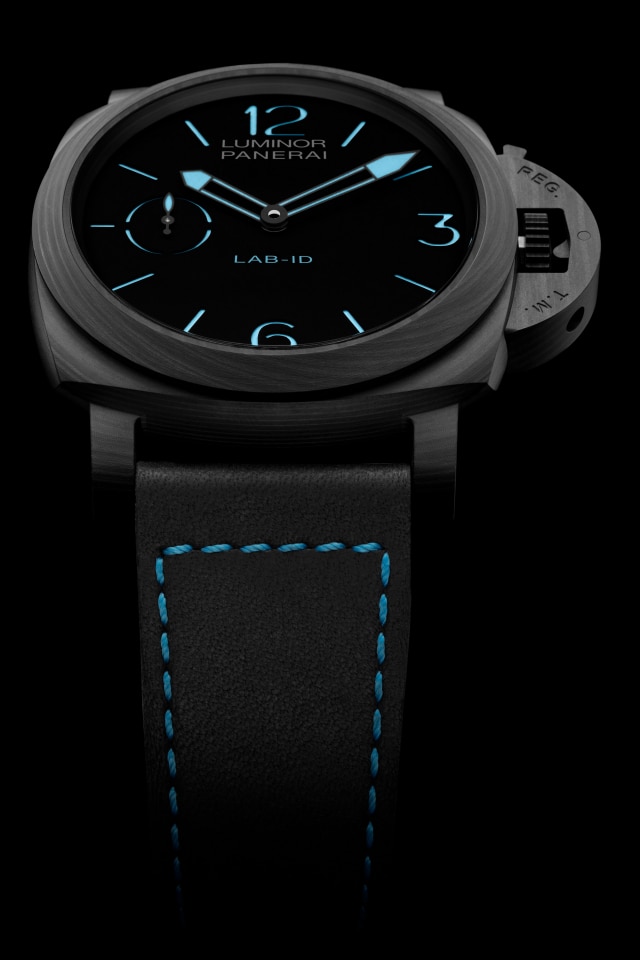 PANERAI Luminor Lab-Id Carbotech™ PAM00700 Front 6