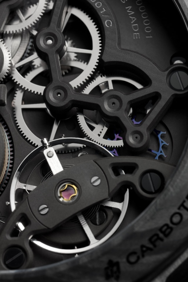 PANERAI Luminor Lab-Id Carbotech™ PAM00700 Front 5
