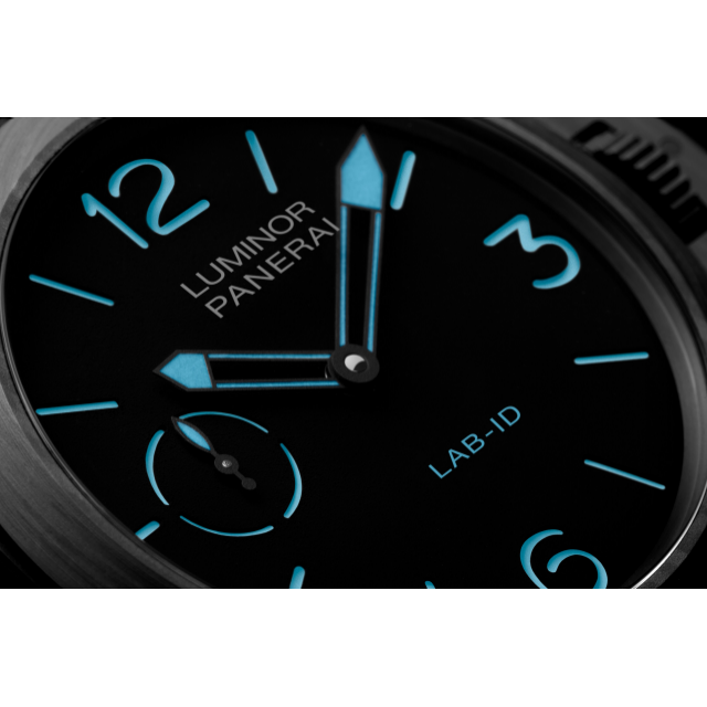 PANERAI 沛纳海LAB-ID™ - Luminor 1950 Carbotech™ -  49毫米3日动力储存腕表 PAM00700 Detail 2