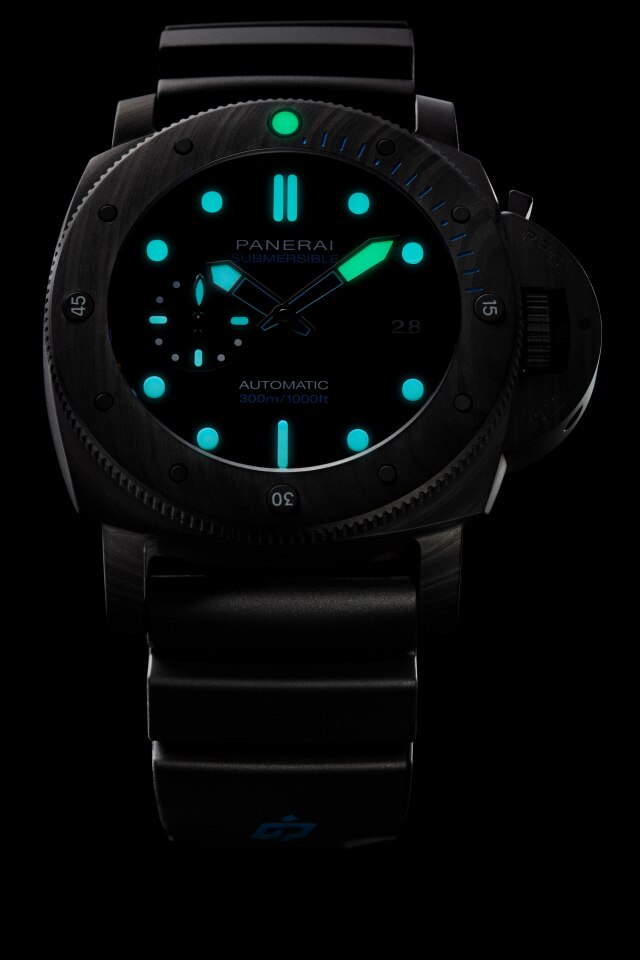 PANERAI Submersible潜行系列Carbotech™ PAM02616 Detail 