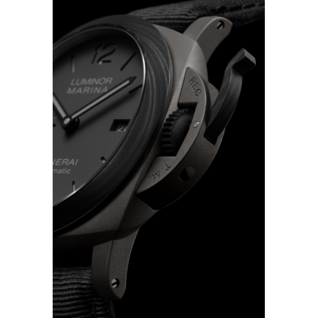 PANERAI Luminor庐米诺Marina Tutto Grigio腕表 PAM02662 Detail 2