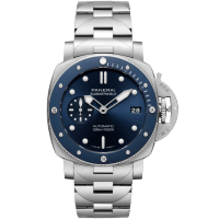 PANERAI Submersible PAM02068 Front view