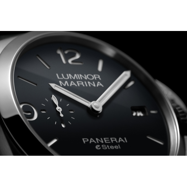 PANERAI Luminor庐米诺Marina  Grigio Roccia腕表 PAM01358 Detail 1