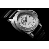 PANERAI Submersible PAM01590