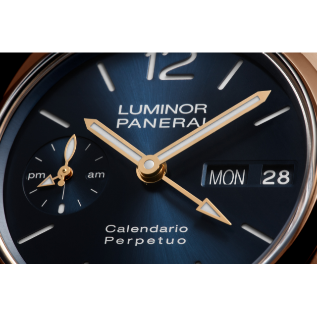 PANERAI Luminor Perpetual Calendar GMT Goldtech™  PAM00742 Detail 3