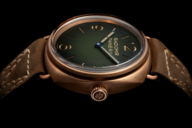 PANERAI Radiomir Bronzo PAM00760 Detail 