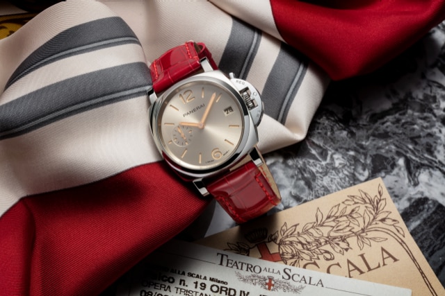 PANERAI Luminor Due PAM01550 Detail 