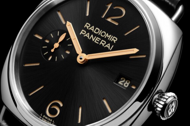 PANERAI Radiomir PAM01572 Detail 