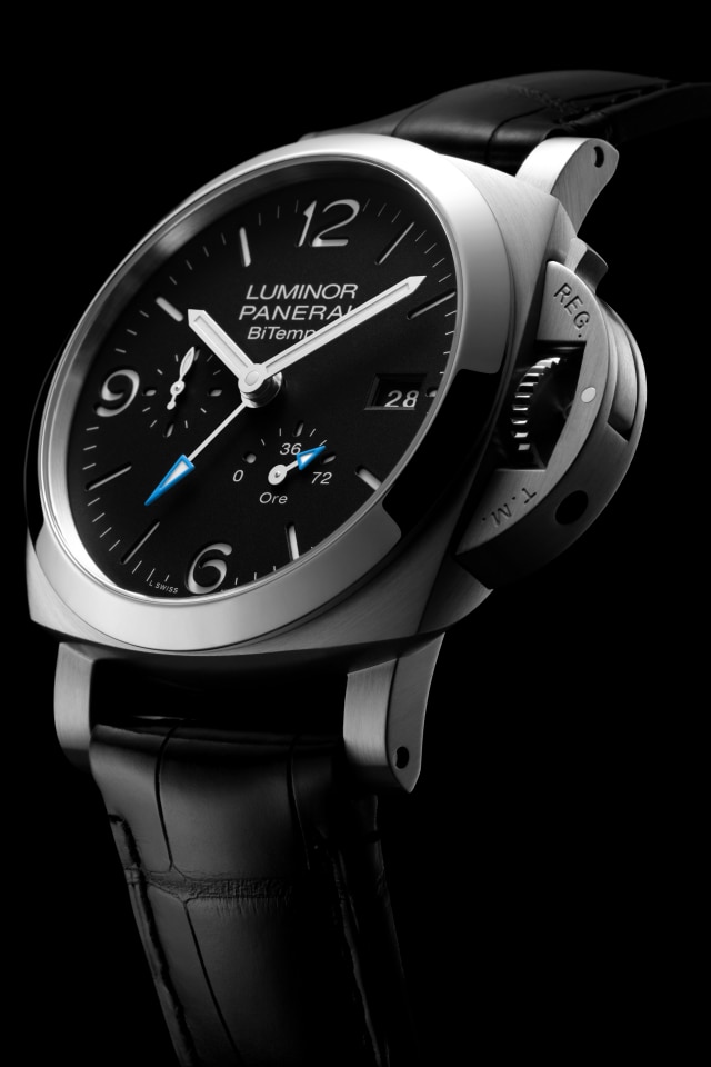 PANERAI Luminor Power Reserve GMT PAM01360 Detail 