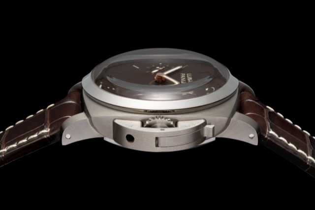 PANERAI Luminor 1950 Tourbillon GMT Titanio PAM00306 Detail 