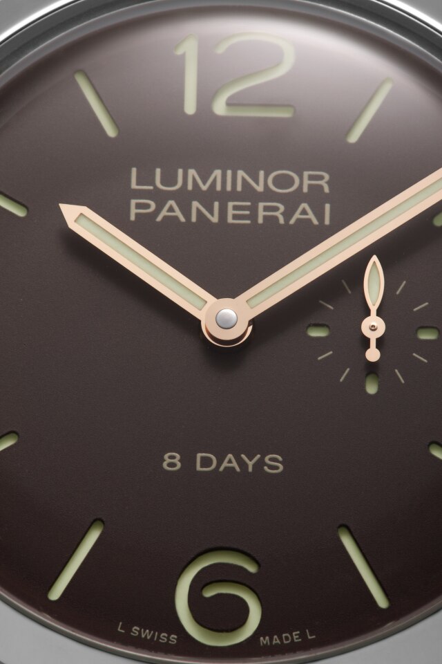 PANERAI Luminor 1950 Left-Handed 8 Days Titanio  Detail 