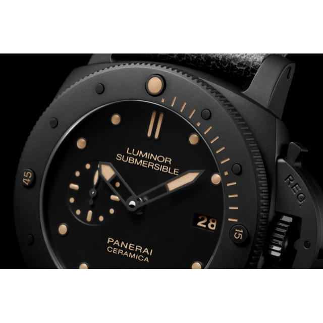 PANERAI Luminor Submersible 1950 3 Days Automatic Ceramica  Detail 1