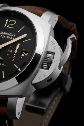 PANERAI Luminor Turbillon Equation of Time  Detail 