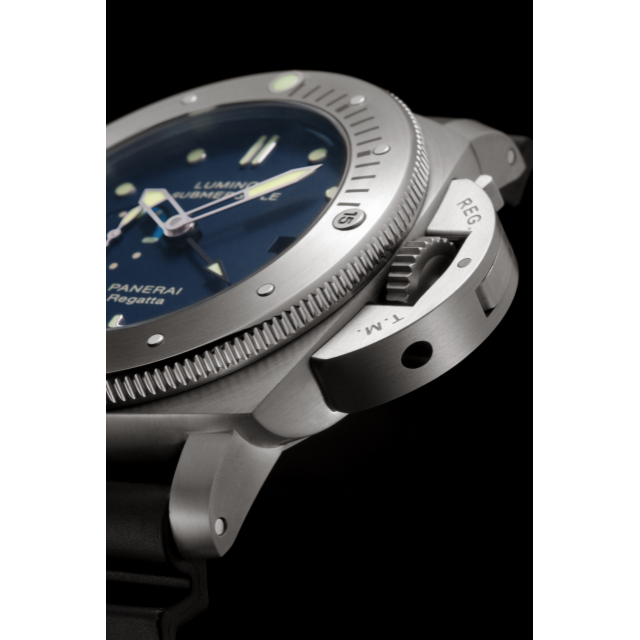 PANERAI Luminor Submersible 1950 Regatta 3 Days GTM Automatic Titanio  Detail 2