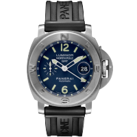 PANERAI Luminor North Pole GMT  Front view