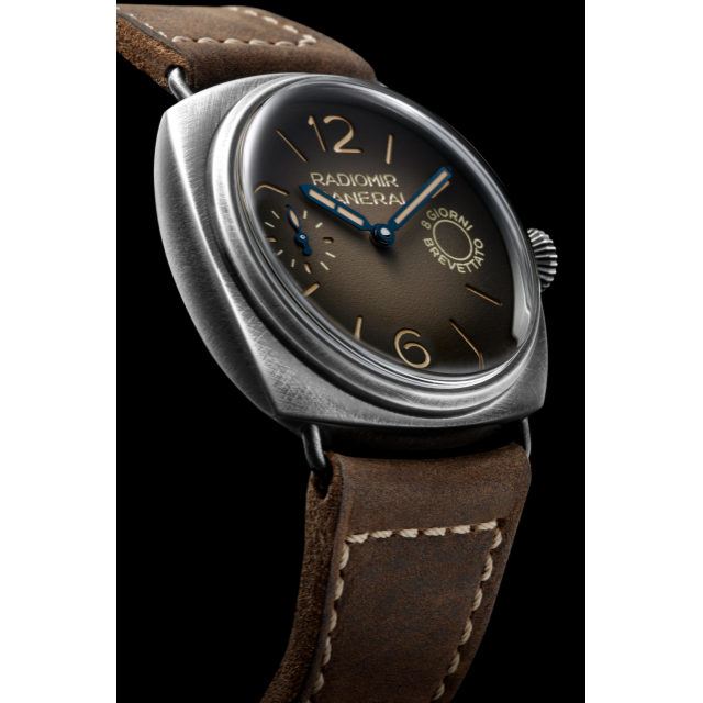 PANERAI Radiomir镭得米尔Otto Giorni腕表  PAM01347 Detail 2