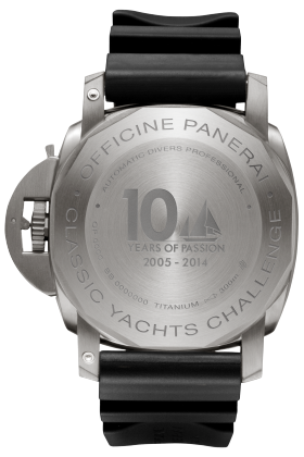 PANERAI Luminor Submersible 1950 3 Days Automatic Titanio  Detail 