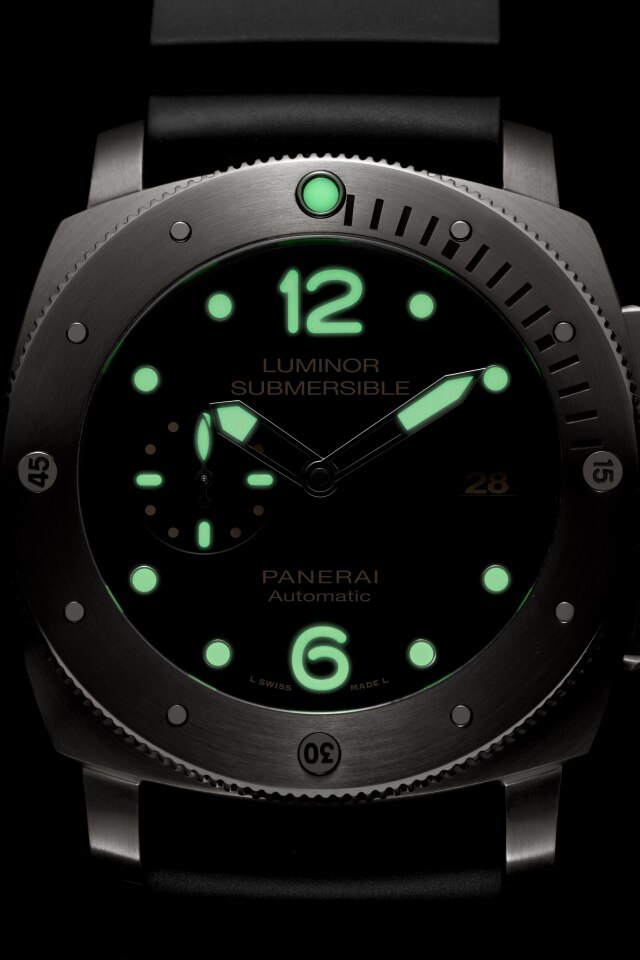 PANERAI Luminor Submersible 1950 3 Days Automatic Titanio Front 7