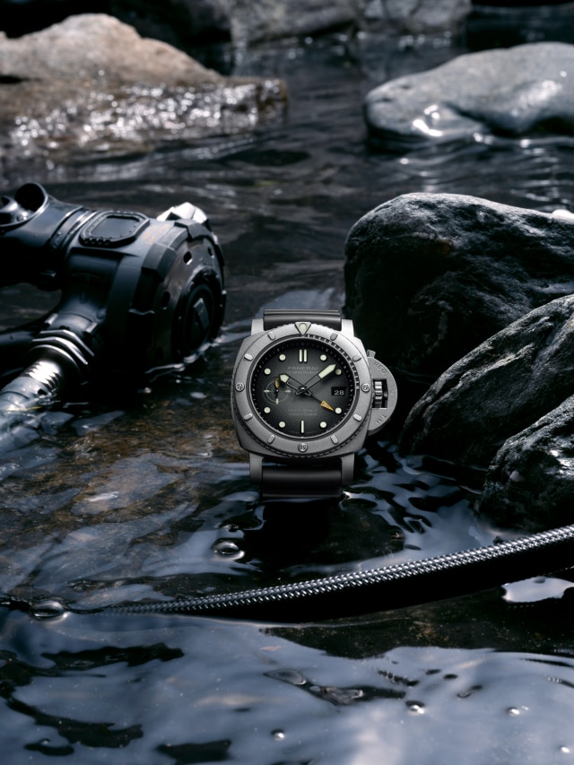 PANERAI Submersible Navy Seals Afniotech™ Experience PAM01089 Detail 