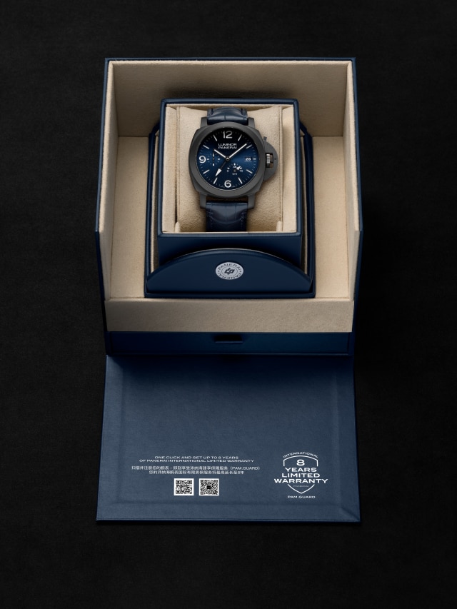 PANERAI Luminor Power Reserve GMT PAM01574 Detail 