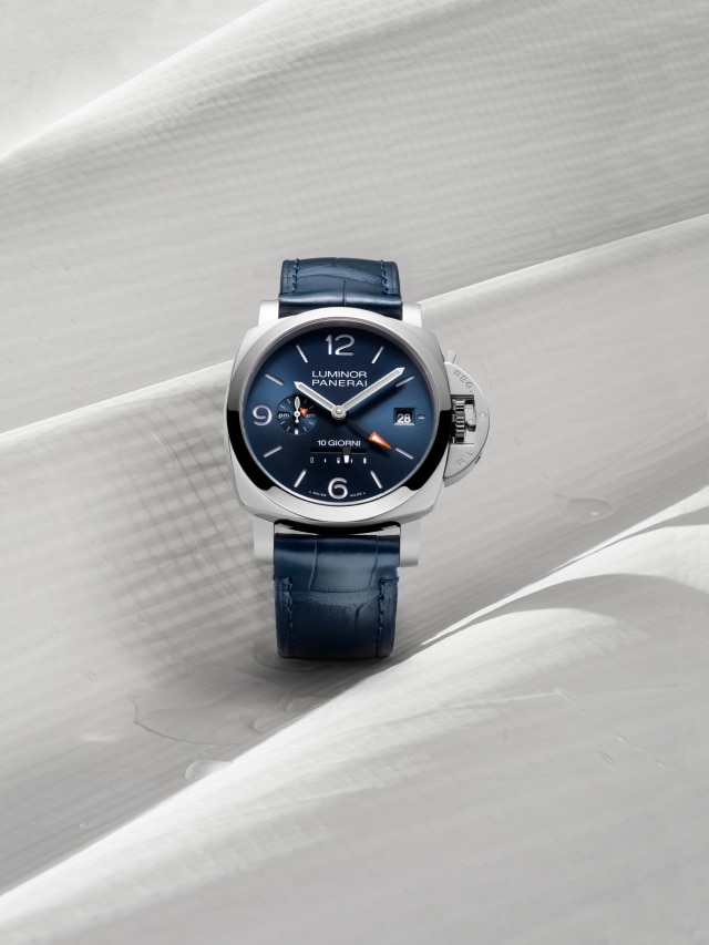 PANERAI Luminor庐米诺Dieci Giorni GMT腕表 PAM01482 Detail 