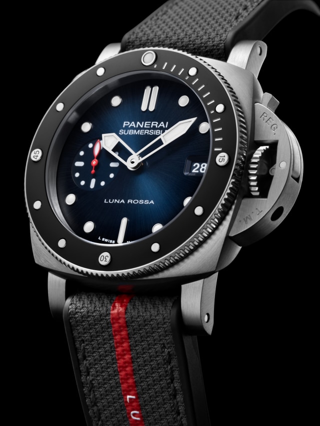 PANERAI Submersible潜行系列Luna Rossa腕表 PAM01565 Detail 