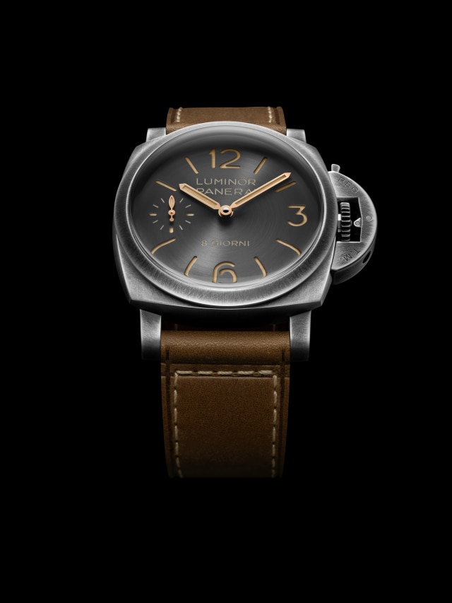 PANERAI Luminor 8 Giorni PAM01733 Detail 