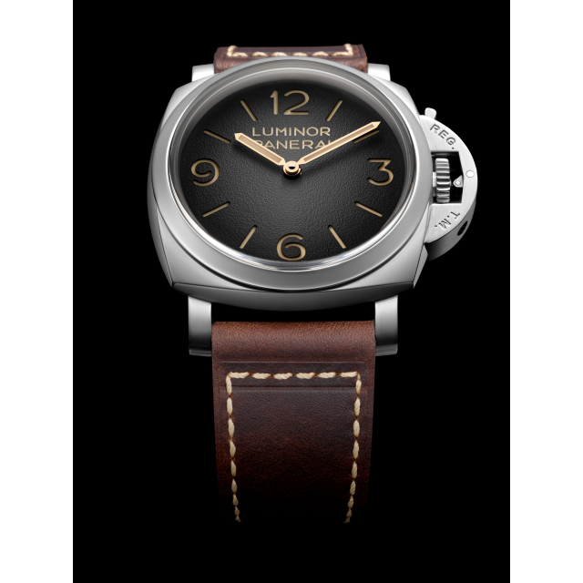 PANERAI Luminor Tre Giorni PAM01628 Detail 3