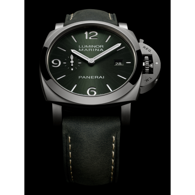 PANERAI Luminor Marina Titanio PAM03325 Detail 3