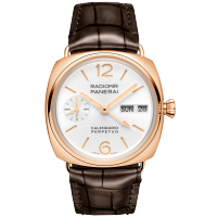 PANERAI Radiomir镭得米尔GMT Goldtech™万年历腕表 PAM01453 Front view