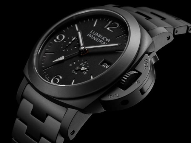 PANERAI Luminor庐米诺GMT动力储存Ceramica腕表 PAM01674 Detail 