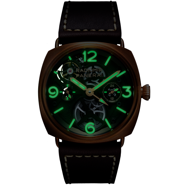 PANERAI Radiomir镭得米尔Tourbillon GMT Bronzo陀飞轮两地时间青铜腕表 PAM01284 Night view