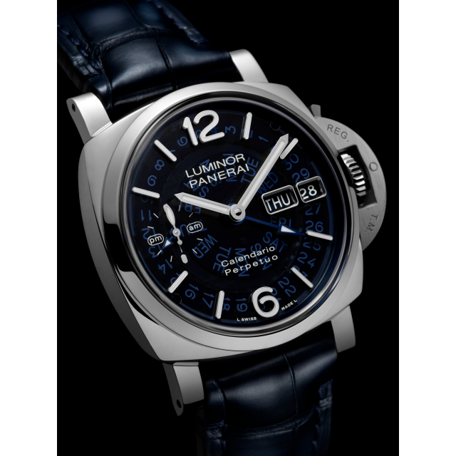 PANERAI Luminor Perpetual Calendar GMT Platinumtech™ PAM01575 Detail 2