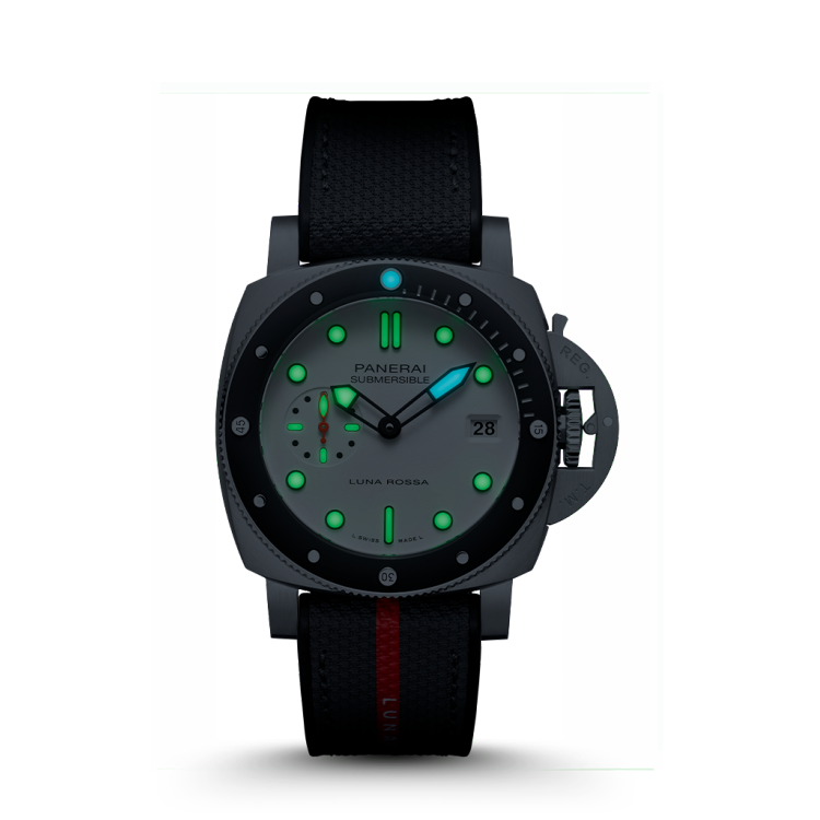 PANERAI Submersible潜行系列Luna Rossa腕表 PAM01579