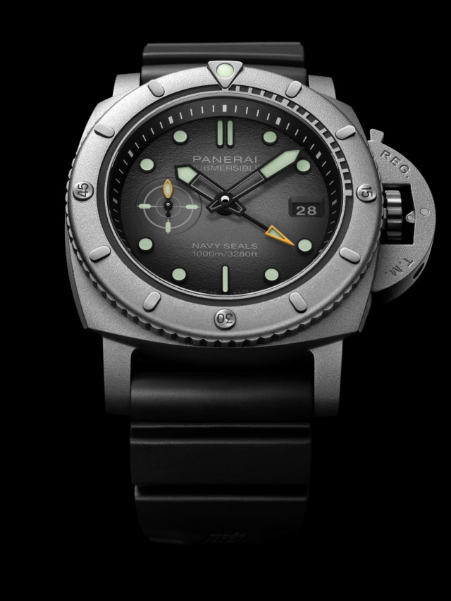 PANERAI Submersible Navy Seals Afniotech™ Experience PAM01089 Detail 