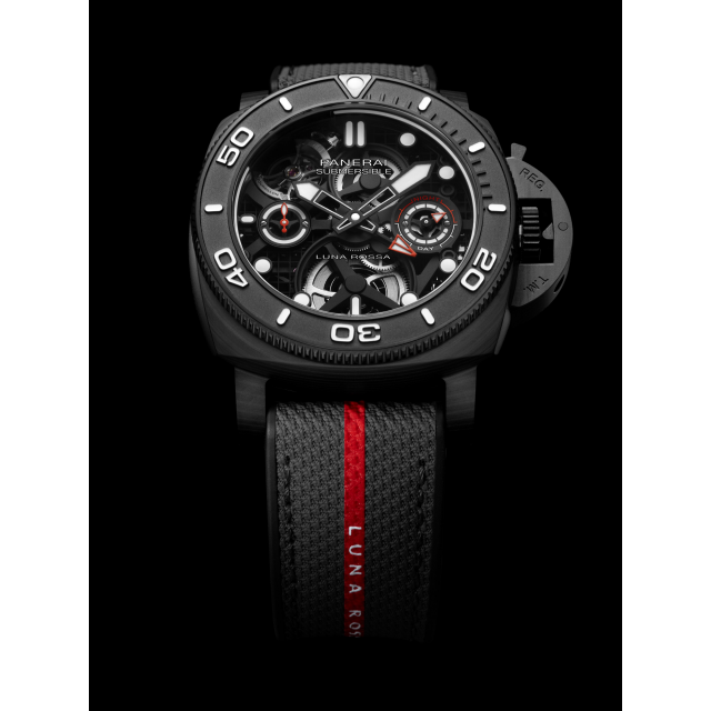 PANERAI Submersible潜行系列Tourbillon GMT Luna Rossa体验版腕表 PAM01405 Detail 2