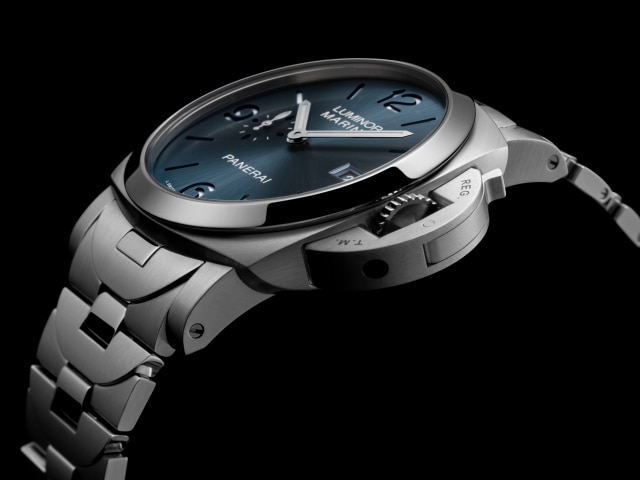 PANERAI Luminor Marina PAM03323 Detail 
