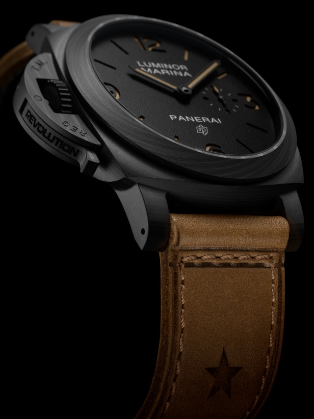 PANERAI Luminor Marina REVOLUTION PAM01708 Detail 