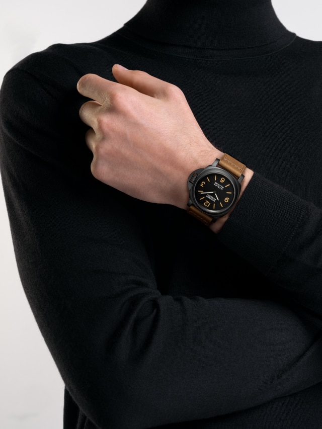 PANERAI Luminor Marina Militare PAM05218 Detail 