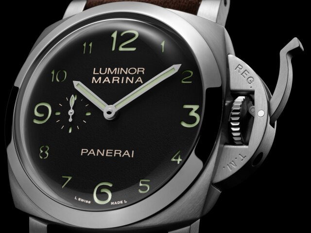 PANERAI Luminor Marina PAM01759 Detail 