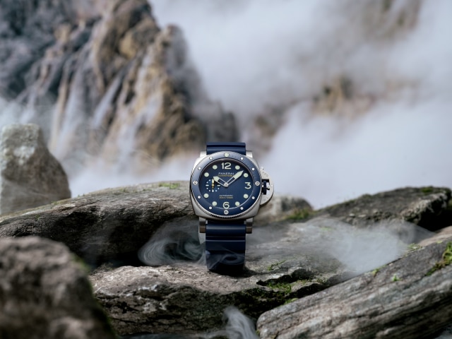 PANERAI Submersible Mike Horn PAM01676 Detail 