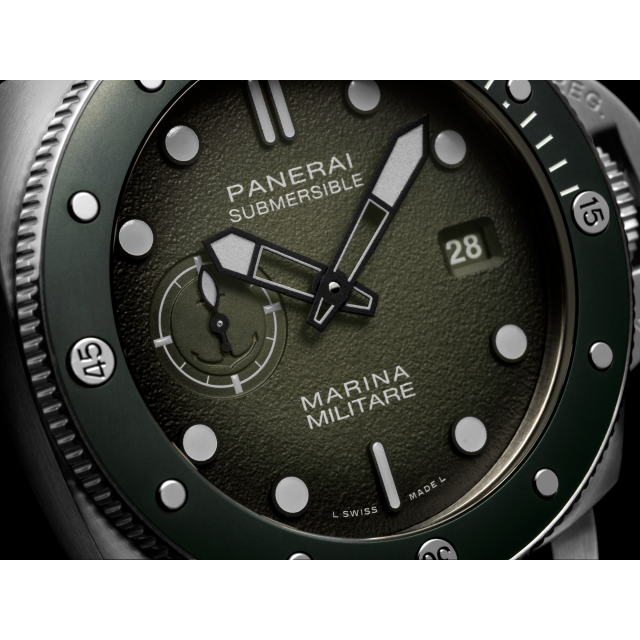 PANERAI Submersible Marina Militare PAM01697 Detail 1