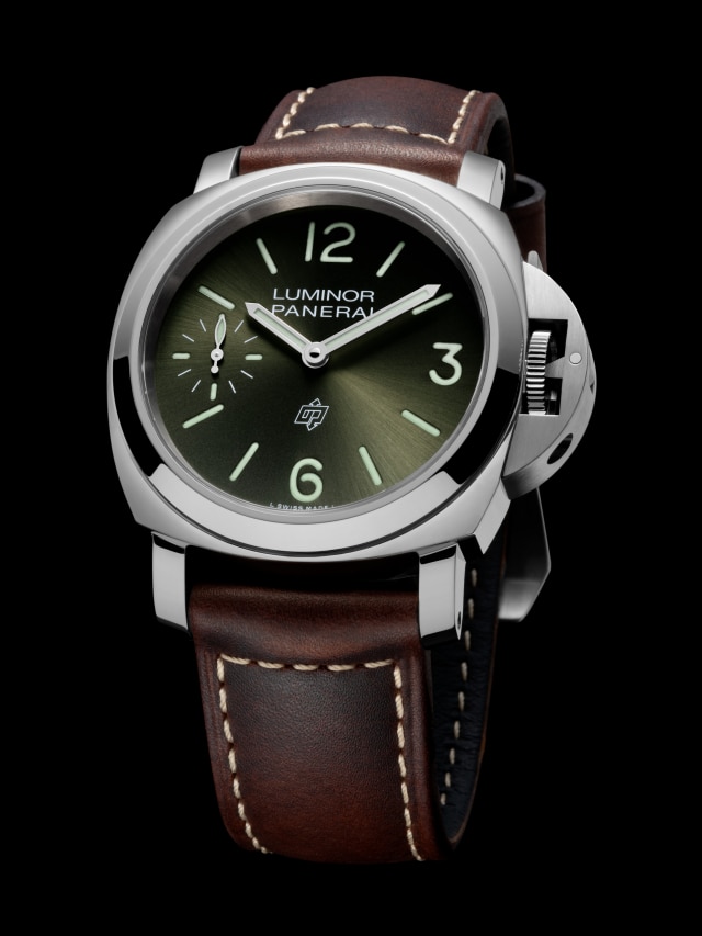 PANERAI Luminor Logo PAM01624 Detail 