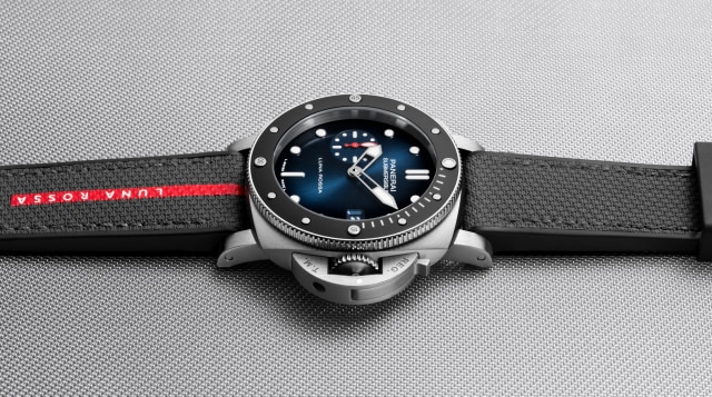PANERAI Submersible潜行系列Luna Rossa腕表 PAM01565 Detail 