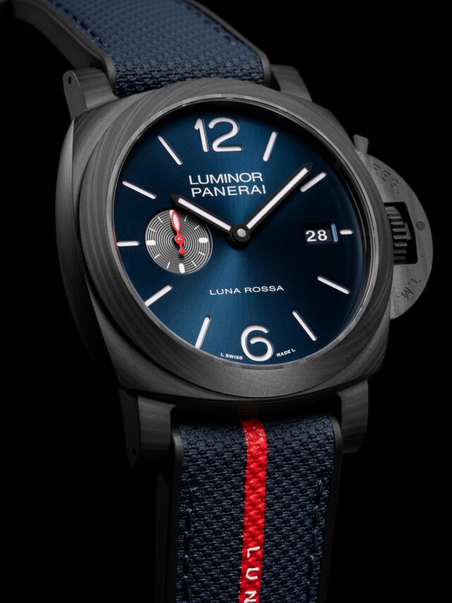 PANERAI Luminor庐米诺Marina Carbotech™ Luna Rossa腕表 PAM01529 Detail 