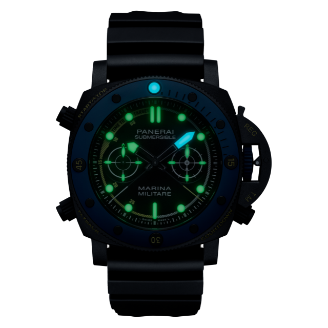 PANERAI Submersible潜行系列Forze Speciali腕表 PAM02239 Night view