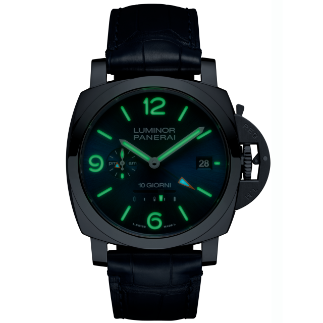 PANERAI Luminor庐米诺Dieci Giorni GMT腕表 PAM01482 Night view